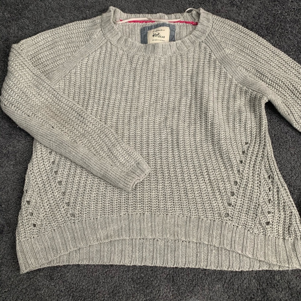 Knit sweater